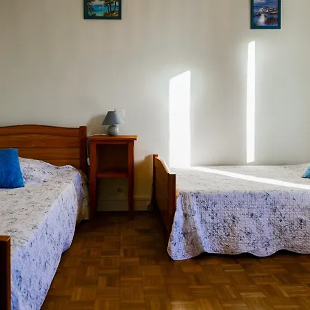 Avec Jardin Privatif - Quartier Saint Michel - 5 Personnes *