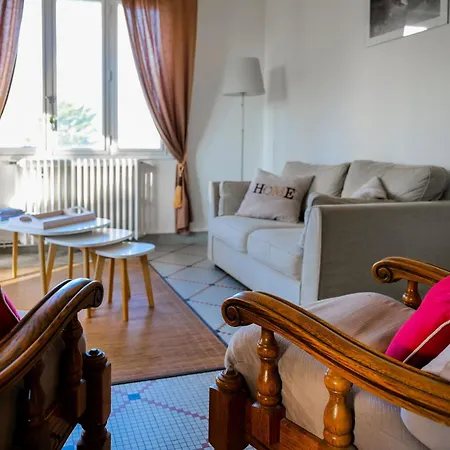 Avec Jardin Privatif - Quartier Saint Michel - 5 Personnes Apartment *